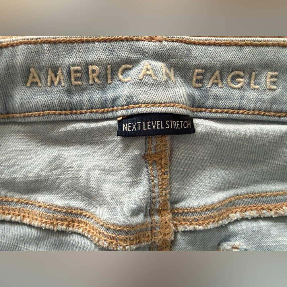 American Eagle Light Wash Skinny Jeans AE Next Level High-waisted 10 Short - Picture 9 of 10
